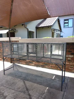 3 IN ONE RABBIT  BREEDING CAGE. Only R 5985.                            Call 0611 311 232