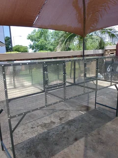 3 In One Rabbit  Breeding Cage. Only R 5985.                            Call 0611 311 232
