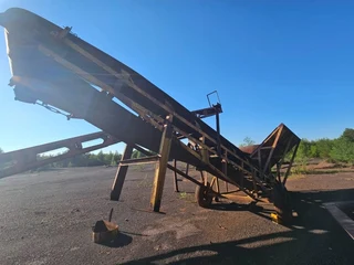 600mm x 8 M MOBILE CONVEYOR &amp; FEEDBIN