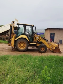 CAT 426 F2 TLB FOR HIRE