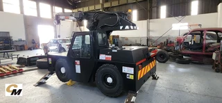 2010 7.5 TON SHUTTLELIFT CARRYDECK MOBILE CRANE