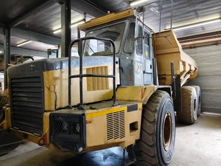 2001 Bell B25c Dumper