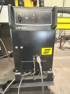 ESAB COLUMN &amp; BOOM MACHINE / ROLLER BED