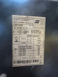 ESAB COLUMN &amp; BOOM MACHINE / ROLLER BED