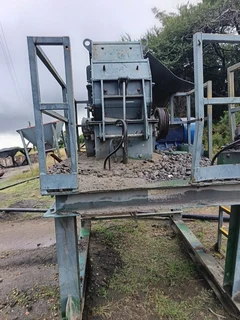 BR0605 IMPACT CRUSHER