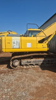 2003 KOMATSU PC 200-7 EXCAVATOR