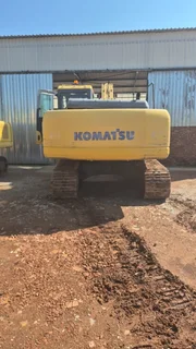 2003 KOMATSU PC 200-7 EXCAVATOR