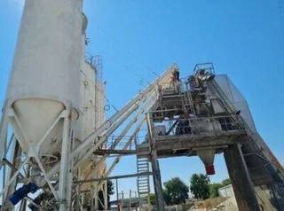 Liebherr, 100m3 per hour, wet batch plant