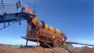 MOBILE FEED CONVEYOR  / SCRUBBER