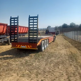 2018 AFRIT TRI AXLE STEP DECK LOWBED