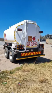 2001 PUP TANKER TRAILER