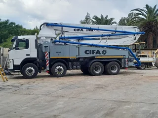 2007 Volvo Fm9 340 / Cifa Concrete Pump Truck