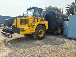 2017 Komatsu Hm 300 Water Bowser Adt