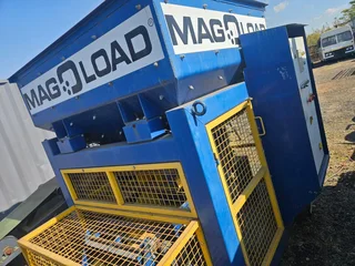 MAGO LOAD FEED BIN
