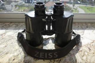 Zeiss 15x60 T* Binoculars, Binos