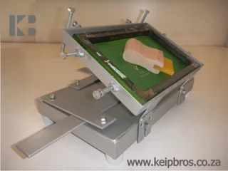 Flat Perfume Bottle Screen Printer Kit with Inks Training Logo Artwork Inspired by names Silkscreen