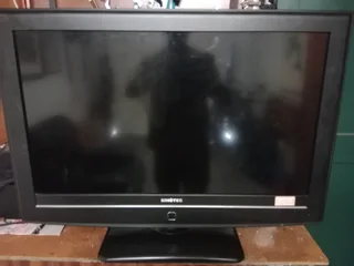 Sinotec 32" LCD TV.  Good working condition
