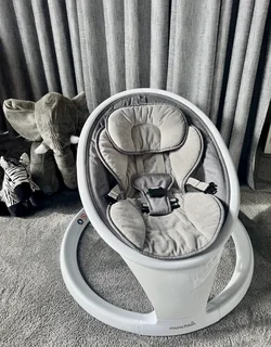 Munchkin Electronic Baby Swing - Perfect Condition