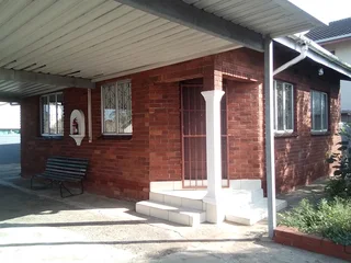 Granny Flat To Let In Centre Road, Newlands, Durban