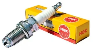 4 x NGK BKR5ES-11 Spark Plugs NEW