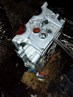 Cylinder head e90