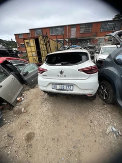 2022 Clio 5 spare parts