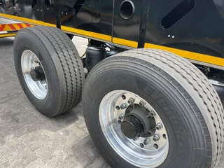 NEW PR Trailers 18m3 link side tipper