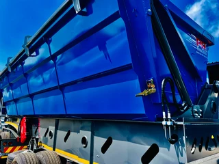 New PR Trailers link side tippers