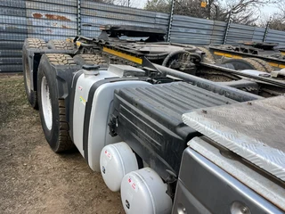 Reduced!! 2021 UD Quon GW26.460