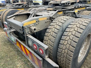 Reduced!! 2021 UD Quon GW26.460