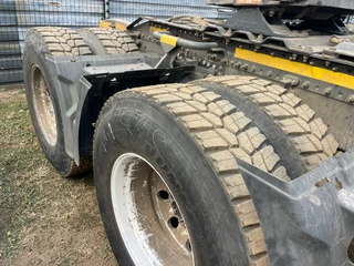 Reduced!! 2021 UD Quon GW26.460