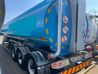 2020 Henred Fruehauf Tri axle Fuel Tanker 50000Lt