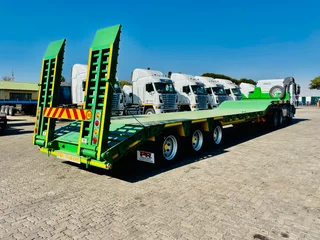 NEW PR Trailers tri axle step deck low beds