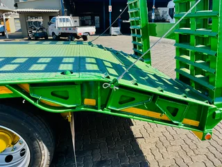 NEW PR Trailers tri axle step deck low beds