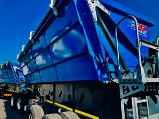 NEW PR Trailers 40M3 link side tippers