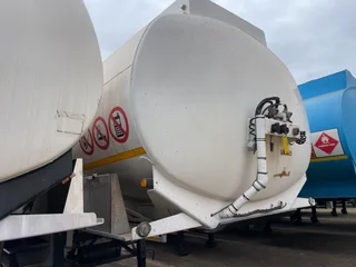 2015 Tank Clinic Fuel tanker