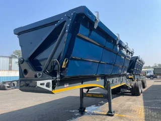NEW PR Trailers link side tippers