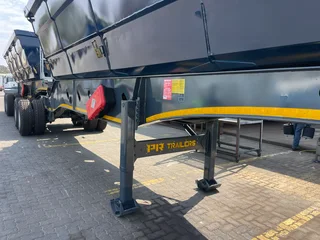 NEW PR Trailers link side tippers