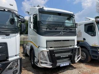 2022 Volvo FH440 V5