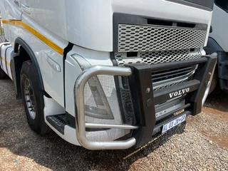 2022 Volvo FH440 V5