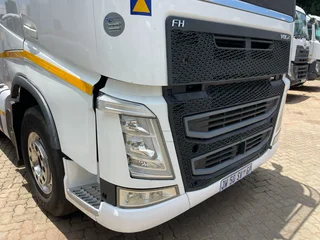 2021 Volvo FH440