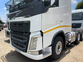 2021 Volvo FH440