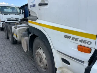 2015 UD Quon GW26.450