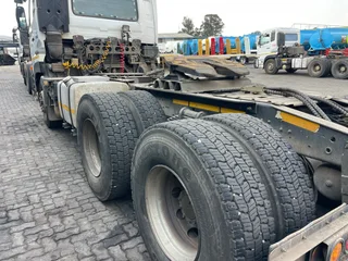 2015 UD Quon GW26.450