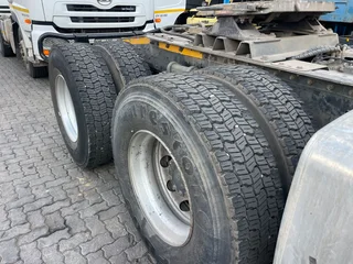 2015 UD Quon GW26.450