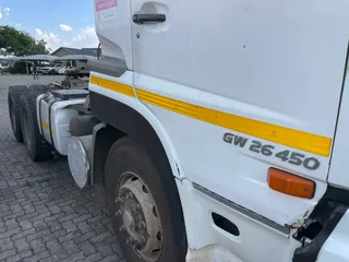 2015 UD Quon GW26.450