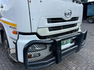 2015 UD Quon GW26.450