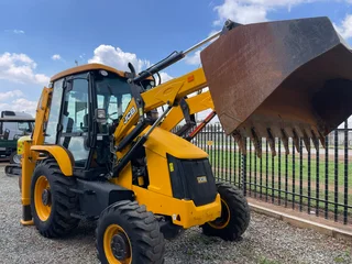 2023 JCB 3DX 4x4 TLB
