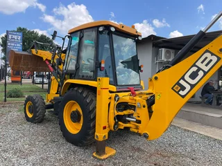 2023 JCB 3DX 4x4 TLB