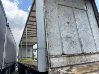 2012 SA Truck bodies super link tautliner